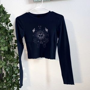 UO Astrological Cropped Ruffled Long sleeve